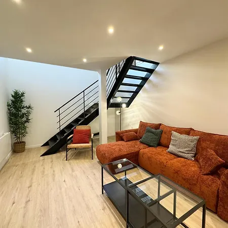 Cosy En Centre-ville Apartment *